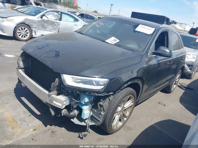 2015 Audi Q3 2.0t Premium Plus მანქანა იყიდება აუქციონზე, vin: WA1GFCFS8FR013701, აუქციონის ნომერი: 45667147