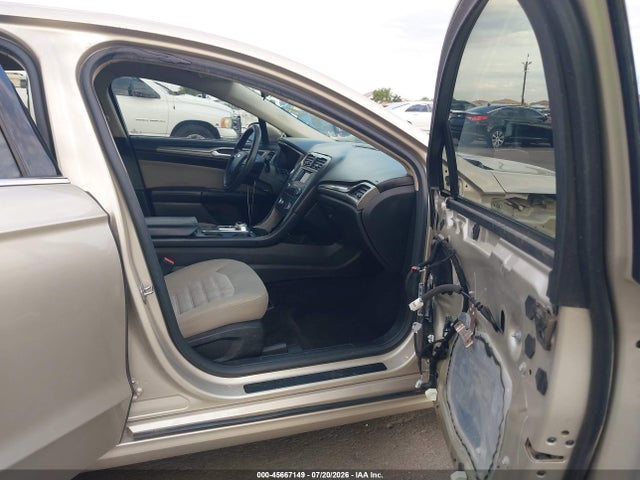 Ford FUSION S 2017 3FA6P0G73HR105612 Image 5