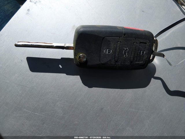 2001 Volkswagen New Beetle Gls Tdi მანქანა იყიდება აუქციონზე, vin: 3VWCP21C41M441400, აუქციონის ნომერი: 45667191