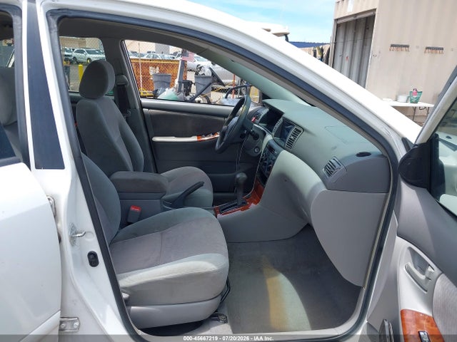 2008 Toyota Corolla Le მანქანა იყიდება აუქციონზე, vin: 1NXBR32E28Z995664, აუქციონის ნომერი: 45667219