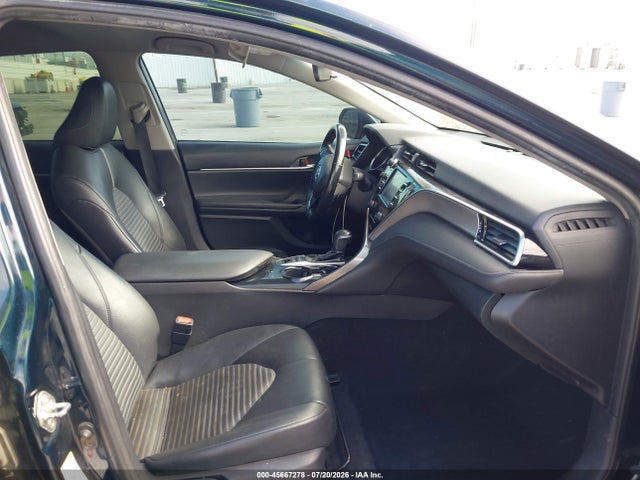 4T1B21HK8JU501433 Toyota Camry Hybrid Se