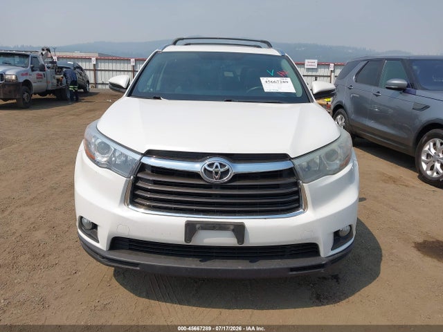Auction sale of the 2016 Toyota Highlander Xle V6, vin: 5TDJKRFH1GS246014, lot number: 45667289