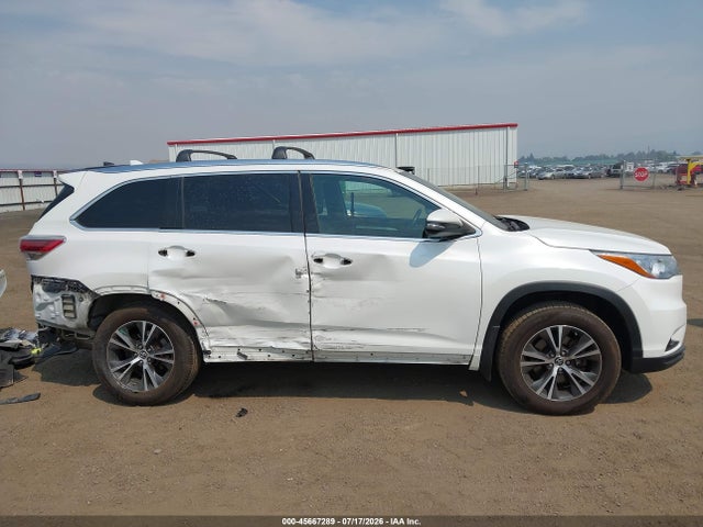 Toyota Highlander Xle V6 2016 5TDJKRFH1GS246014 Image 14