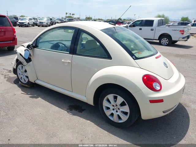 45667290 :رقم المزاد ، 3VWPW31C58M524130 vin ، 2008 Volkswagen New Beetle S مزاد بيع