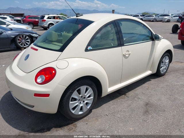 45667290 :رقم المزاد ، 3VWPW31C58M524130 vin ، 2008 Volkswagen New Beetle S مزاد بيع