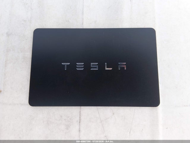 Продажа на аукционе авто 2025 Tesla Model Y Performance Dual Motor All-wheel Drive, vin: 7SAYGDEF8SF265212, номер лота: 45667295