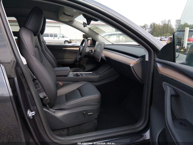 Продажа на аукционе авто 2025 Tesla Model Y Performance Dual Motor All-wheel Drive, vin: 7SAYGDEF8SF265212, номер лота: 45667295