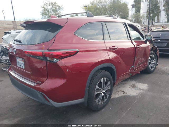 5TDHZRAH1MS079604 Toyota Highlander Xle