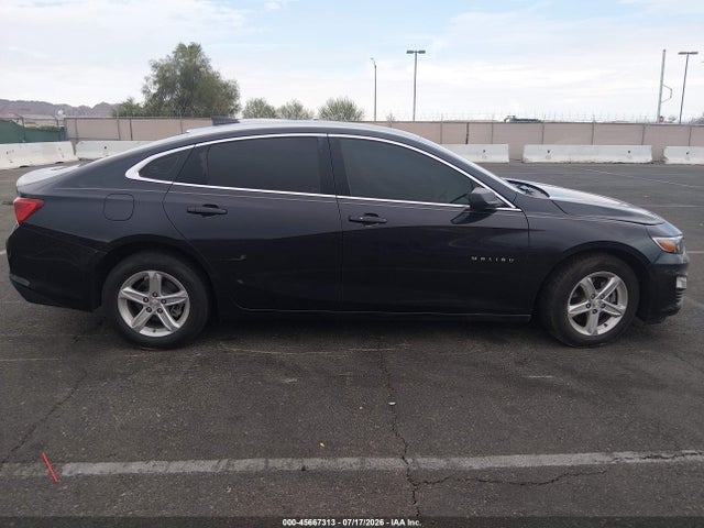 1G1ZB5ST4NF186127 Chevrolet Malibu Fwd Ls