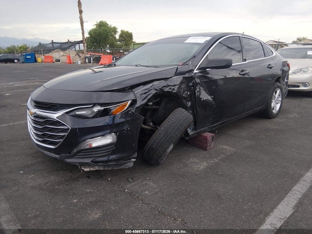 1G1ZB5ST4NF186127 Chevrolet Malibu Fwd Ls