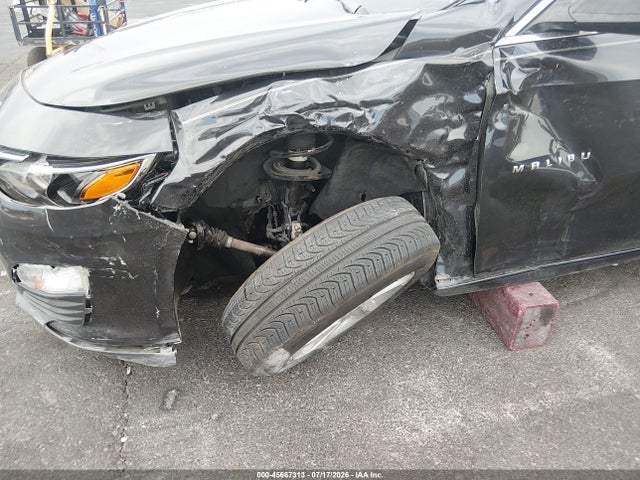 1G1ZB5ST4NF186127 Chevrolet Malibu Fwd Ls