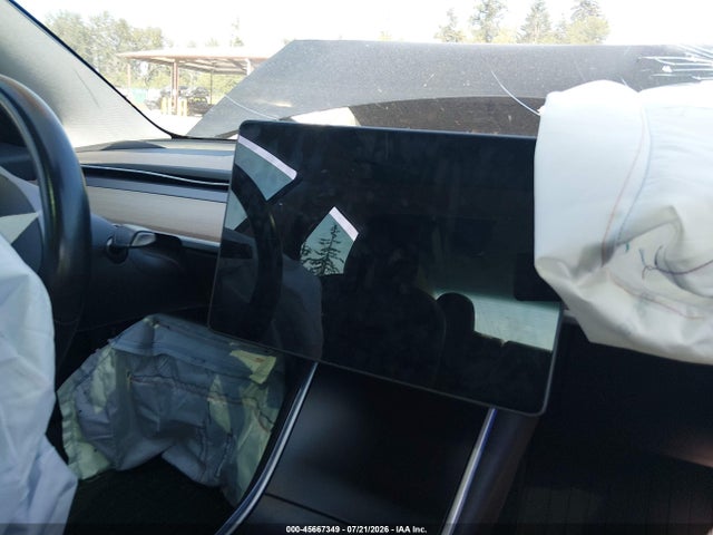 Tesla Model 3 Long Range/performance 2019 5YJ3E1EB4KF425675 Image 16