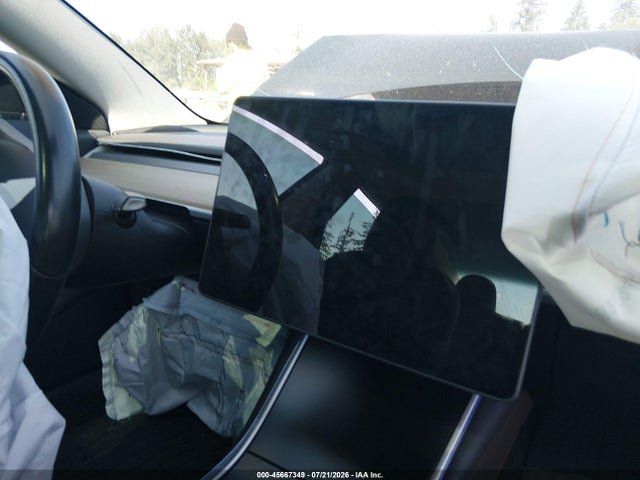 Tesla Model 3 Long Range/performance 2019 5YJ3E1EB4KF425675 Image 17
