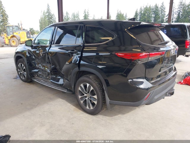Toyota Highlander Xle 2022 5TDGZRBH7NS197989 Image 3