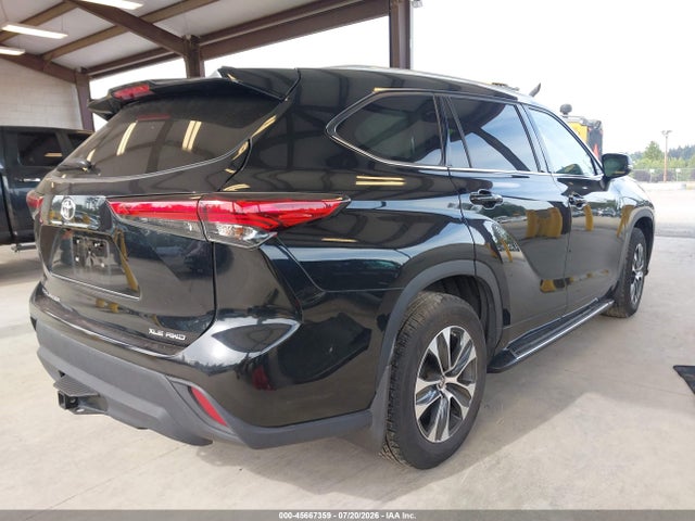 Toyota Highlander Xle 2022 5TDGZRBH7NS197989 Image 4