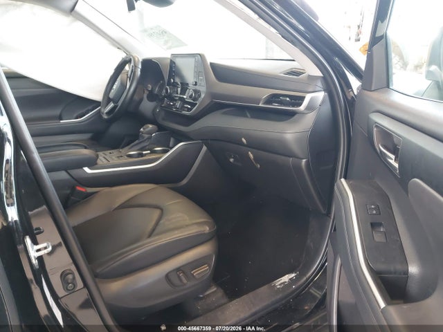 Toyota Highlander Xle 2022 5TDGZRBH7NS197989 Image 5