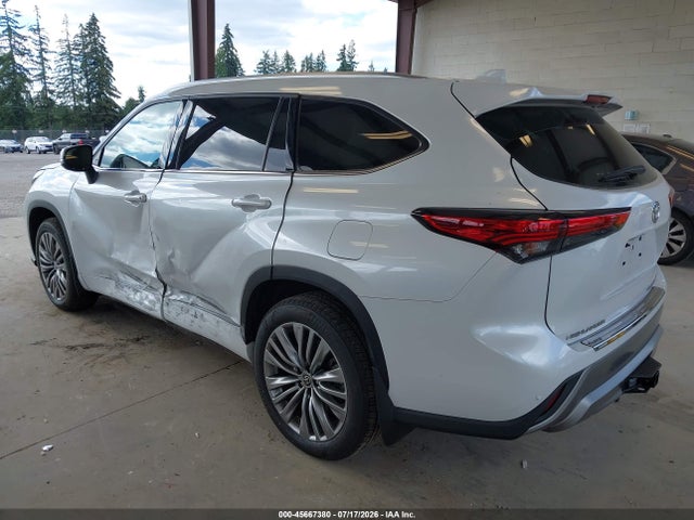 Toyota Highlander Platinum 2022 5TDFZRBH3NS172163 Image 3