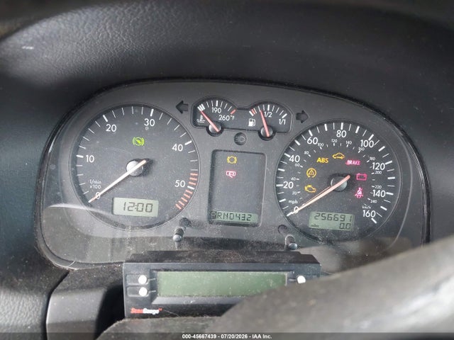 Продажа на аукционе авто 2005 Volkswagen Golf Gls Tdi, vin: 9BWGR61J554017199, номер лота: 45667439