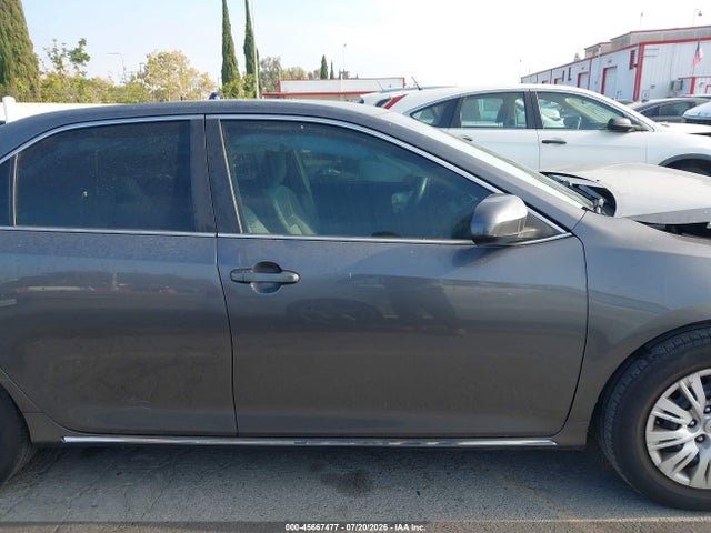 4T4BF1FK1ER414458 Toyota CAMRY LE