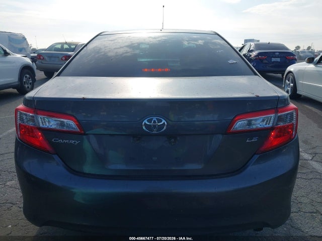 4T4BF1FK1ER414458 Toyota CAMRY LE