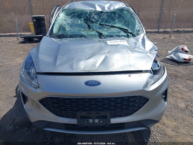 1FMCU9BZ5MUA58410 Ford Escape Se Hybrid
