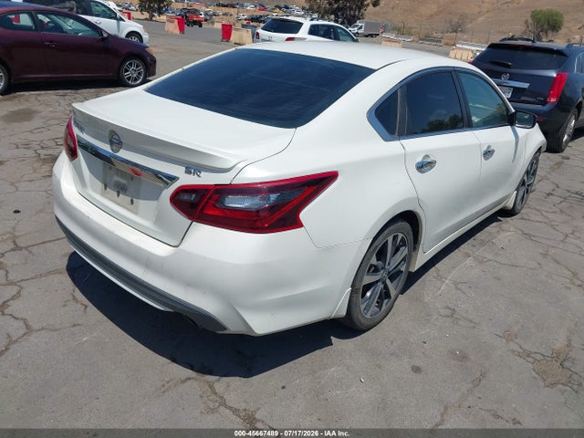 1N4AL3AP6JC151567 Nissan Altima 2.5 Sr