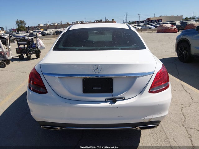 55SWF4KB2FU008818 Mercedes-Benz C 300 4matic