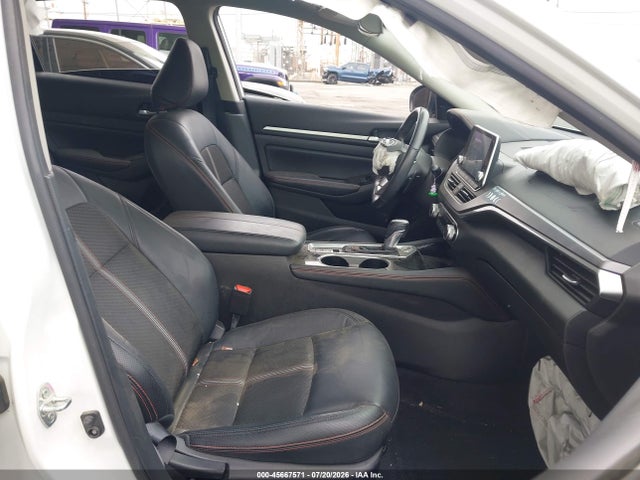 1N4BL4CW2RN373117 Nissan Altima Sr Intelligent Awd