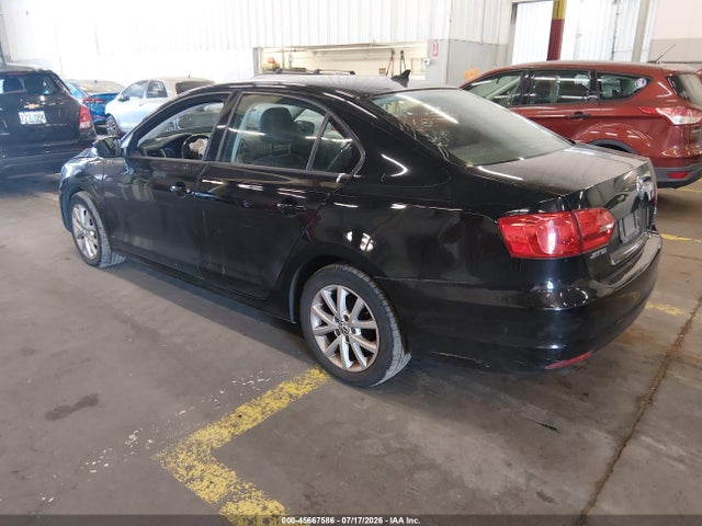 45667586 :رقم المزاد ، 3VWDZ7AJ1BM320030 vin ، 2011 Volkswagen Jetta 2.5l Se مزاد بيع