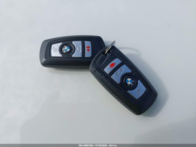BMW 320i 2018 WBA8A9C58JAH13770 Image 11