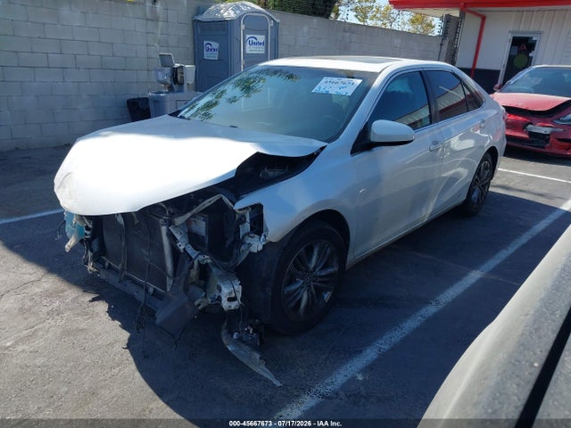 Toyota CAMRY SE 2015 4T1BF1FK1FU055446 Image 2