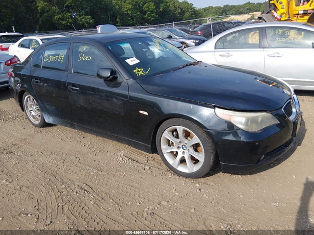 2005 Bmw 545i მანქანა იყიდება აუქციონზე, vin: WBANB33505B115621, აუქციონის ნომერი: 45667706