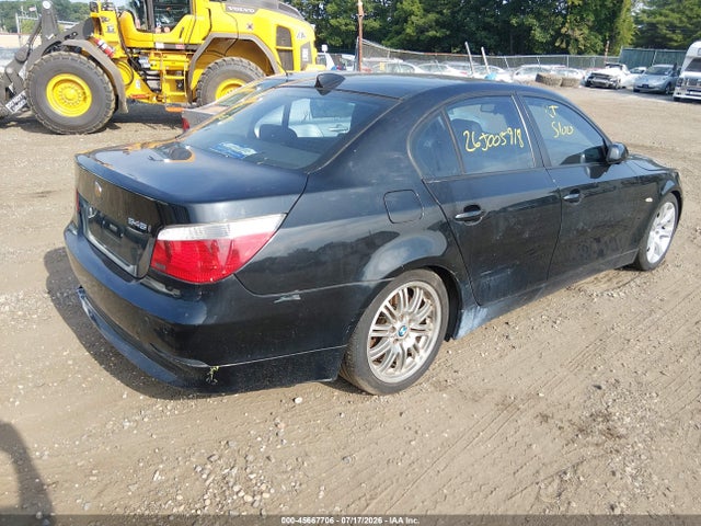 2005 Bmw 545i მანქანა იყიდება აუქციონზე, vin: WBANB33505B115621, აუქციონის ნომერი: 45667706
