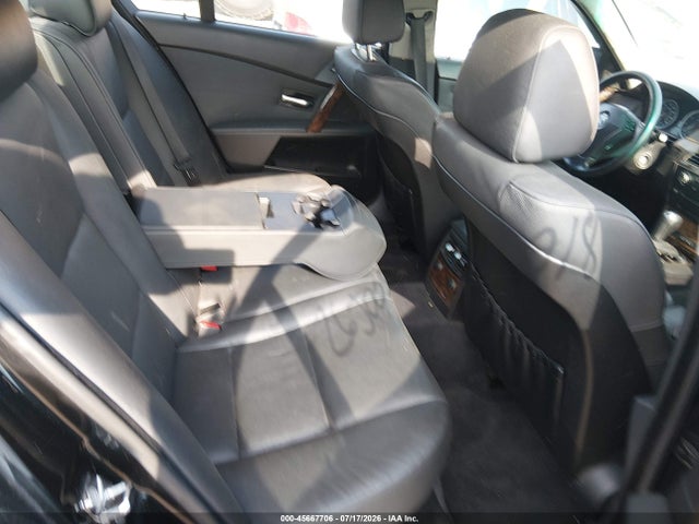 2005 Bmw 545i მანქანა იყიდება აუქციონზე, vin: WBANB33505B115621, აუქციონის ნომერი: 45667706