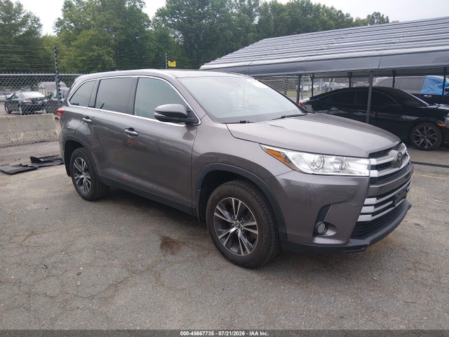 2019 Toyota Highlander Le Plus მანქანა იყიდება აუქციონზე, vin: 5TDBZRFH2KS924407, აუქციონის ნომერი: 45667735