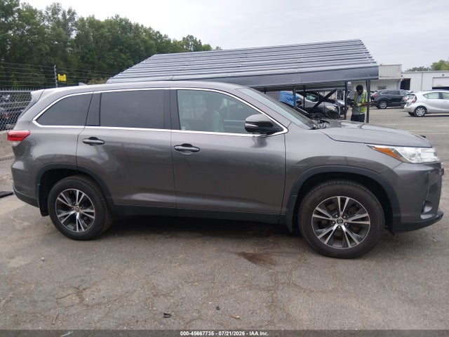 Продаж на аукціоні авто 2019 Toyota Highlander Le Plus, vin: 5TDBZRFH2KS924407, номер лоту: 45667735