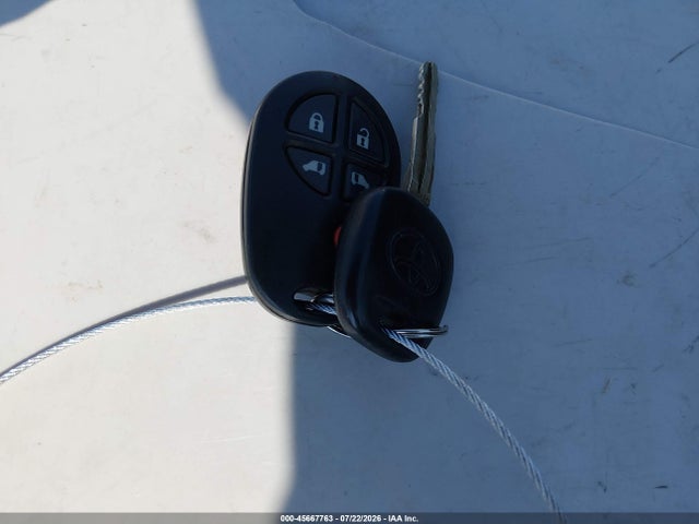 2014 Toyota Sienna Le V6 8 Passenger მანქანა იყიდება აუქციონზე, vin: 5TDKK3DCXES430681, აუქციონის ნომერი: 45667763
