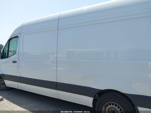 45667795 :رقم المزاد ، W1Y4KCHY8RT182237 vin ، 2024 Mercedes-benz Sprinter 2500 High Roof 4-cyl Diesel مزاد بيع