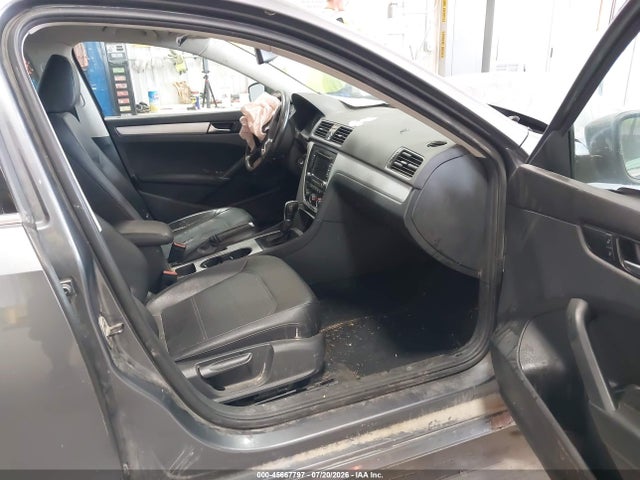 Aukcja sprzedaży 2013 Volkswagen Passat 2.5l Se, vin: 1VWBP7A36DC051977, numer aukcji: 45667797