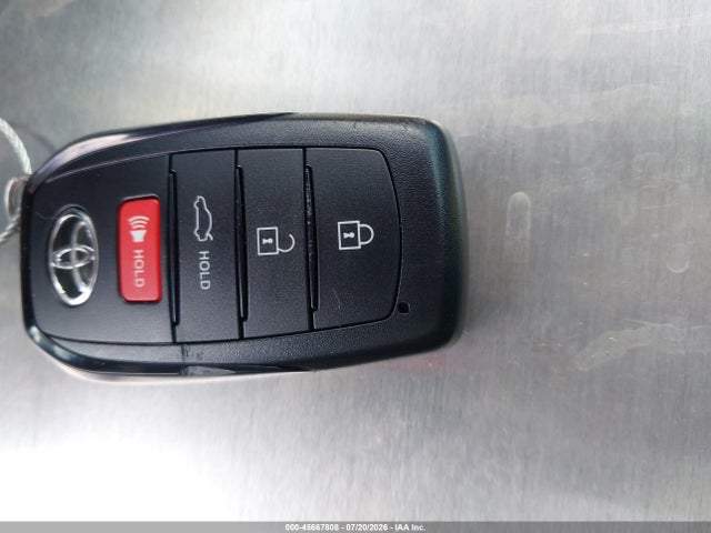 5YFB4MDE2TP475301 Toyota COROLLA LE