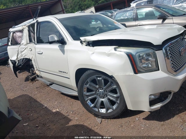 45667874 :رقم المزاد ، 1GKS1CKJ6FR260408 vin ، 2015 Gmc Yukon Denali مزاد بيع