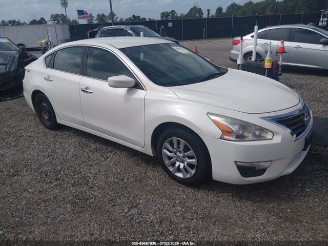 Продажа на аукционе авто 2015 Nissan Altima 2.5/2.5 S/2.5 Sl/2.5 Sv, vin: 1N4AL3AP7FC215008, номер лота: 45667936