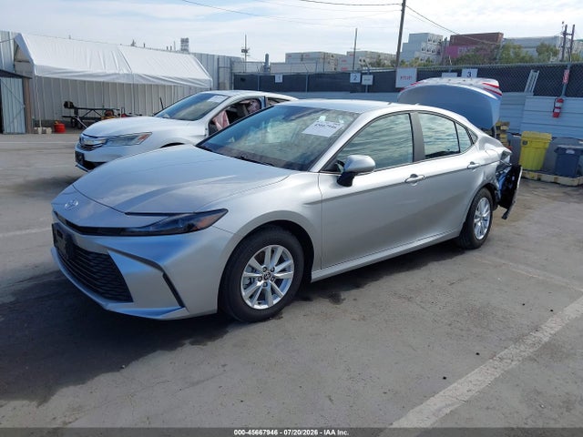Toyota CAMRY LE 2025 4T1DAACK6SU610882 Image 2