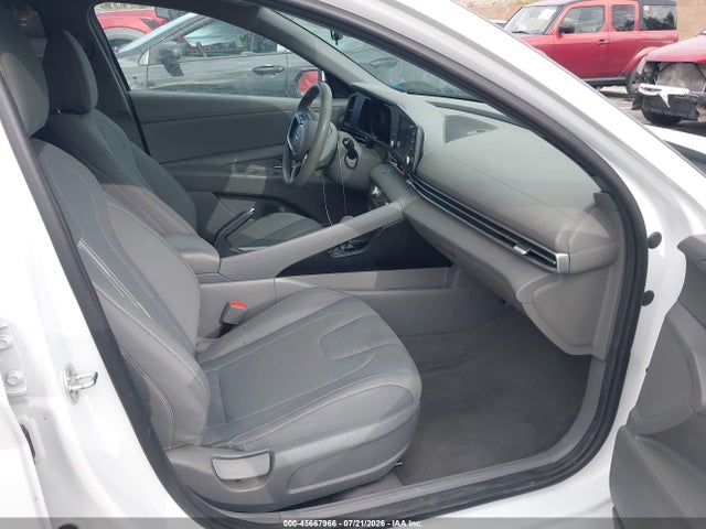 Продажа на аукционе авто 2023 Hyundai Elantra Sel, vin: 5NPLM4AG9PH103855, номер лота: 45667966