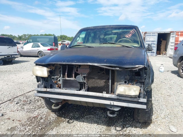 45667977 :رقم المزاد ، 1GKEK13R3XR921283 vin ، 1999 Gmc Denali مزاد بيع