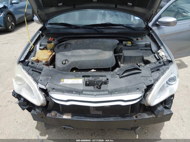 Aukcja sprzedaży 2013 Chrysler 200 Touring, vin: 1C3CCBBG5DN556389, numer aukcji: 45668005