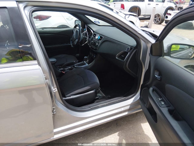 Aukcja sprzedaży 2013 Chrysler 200 Touring, vin: 1C3CCBBG5DN556389, numer aukcji: 45668005