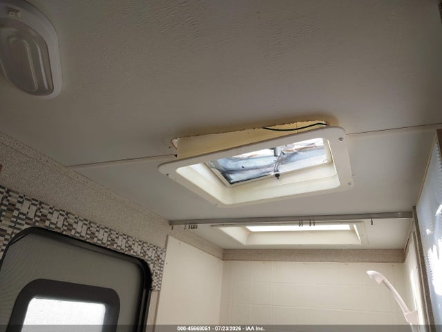 Forest River Other 2016 5ZT2CXUB5GA009090 Image 15
