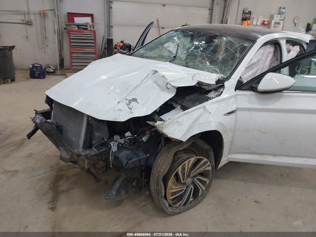 2020 Volkswagen Jetta 1.4t Sel Premium მანქანა იყიდება აუქციონზე, vin: 3VWG57BU9LM083208, აუქციონის ნომერი: 45668064