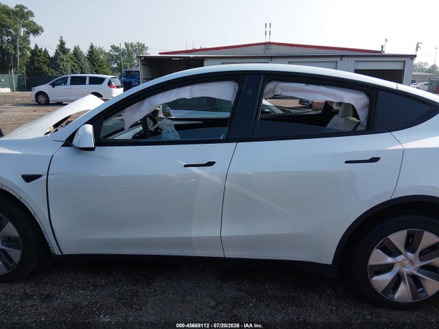 Auction sale of the 2023 Tesla Model Y Awd/long Range Dual Motor All-wheel Drive, vin: 7SAYGDEE6PF842432, lot number: 45668112